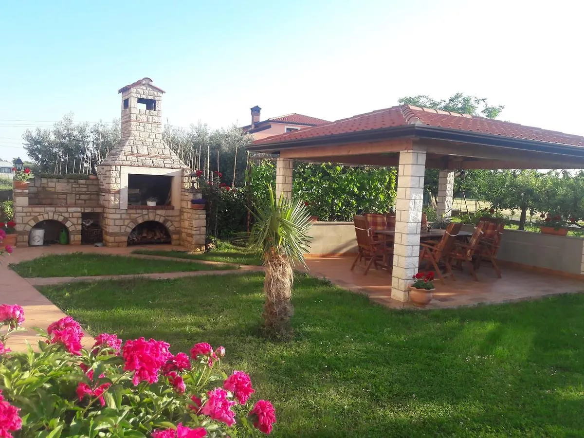 Apartments Jasna Umago 0*,  Croazia